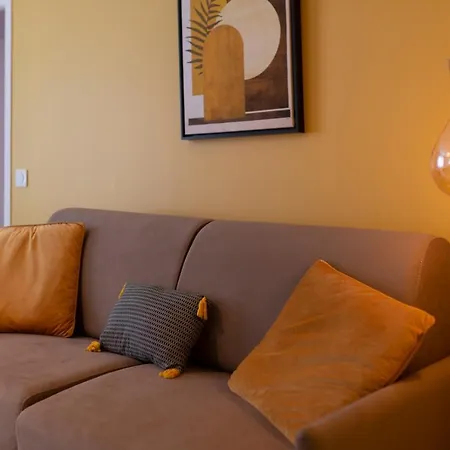 Loc Trotteur Le Safran F2 Grand Confort, Gare Sncf De * Λούρδη