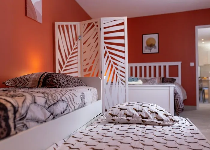 Loc Trotteur Le Safran F2 Grand Confort, Gare Sncf De * Λούρδη