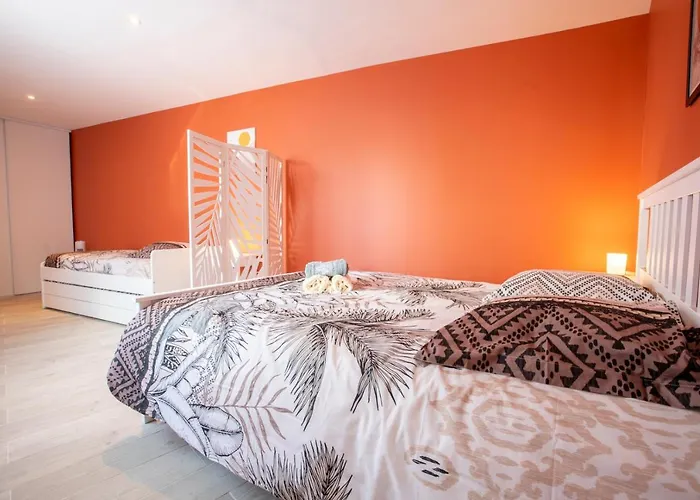 Loc Trotteur Le Safran F2 Grand Confort, Gare Sncf De Λούρδη