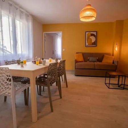 Loc Trotteur Le Safran F2 Grand Confort, Gare Sncf De Lourdes